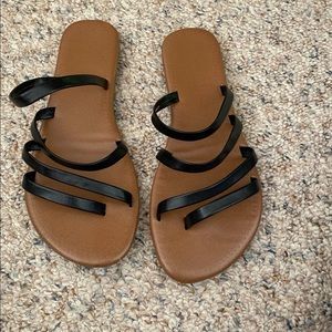 Time and Tru Black Strappy Sandals